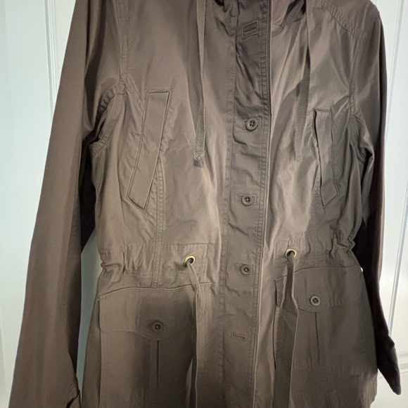 L.L. Bean Women's Utility Jacket in Brown - Picture 2 of 5